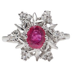 Vintage de 18 quilates. Oro Blanco 1.00 Ct. Anillo de Rubí en Racimo