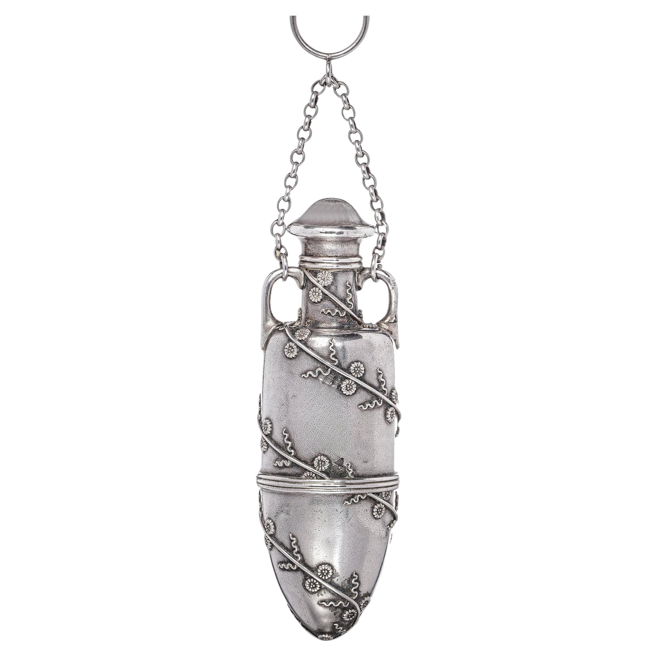 Tiffany & Co. Flacon à parfum Amphora en argent sterling avec ouverture Vinaigrette