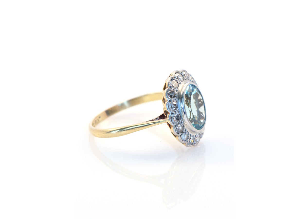 Women's Aquamarine Gold and Diamond Ring For Sale