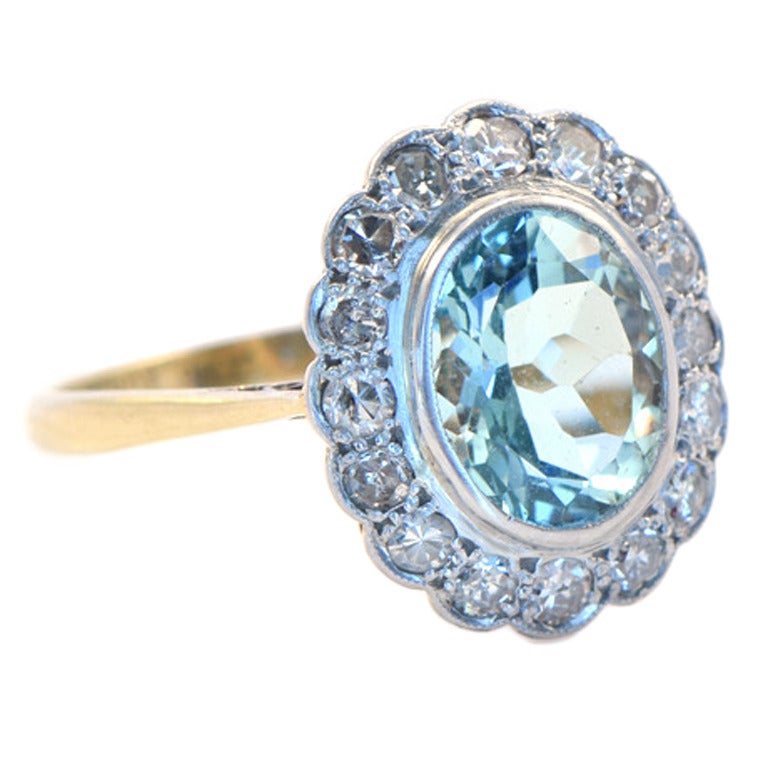 Aquamarine Gold and Diamond Ring For Sale