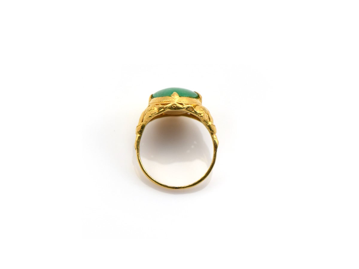 Oval Cabochon Jade Gold Ring For Sale 1