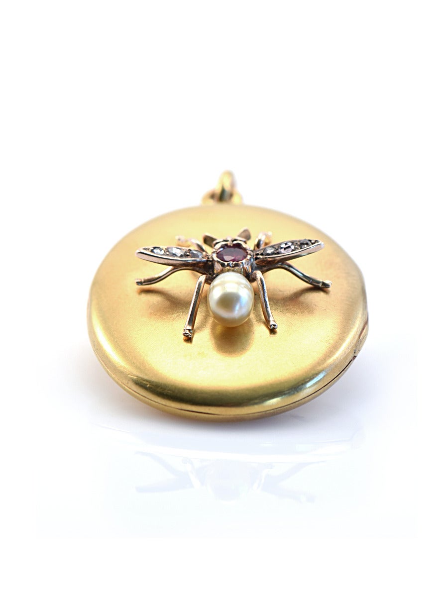 Victorian 1890s Pearl Ruby Diamond Gold Honeybee Locket