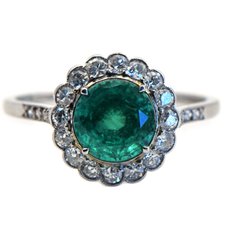 1930s Emerald, Diamond, and Platinum Ring For Sale
