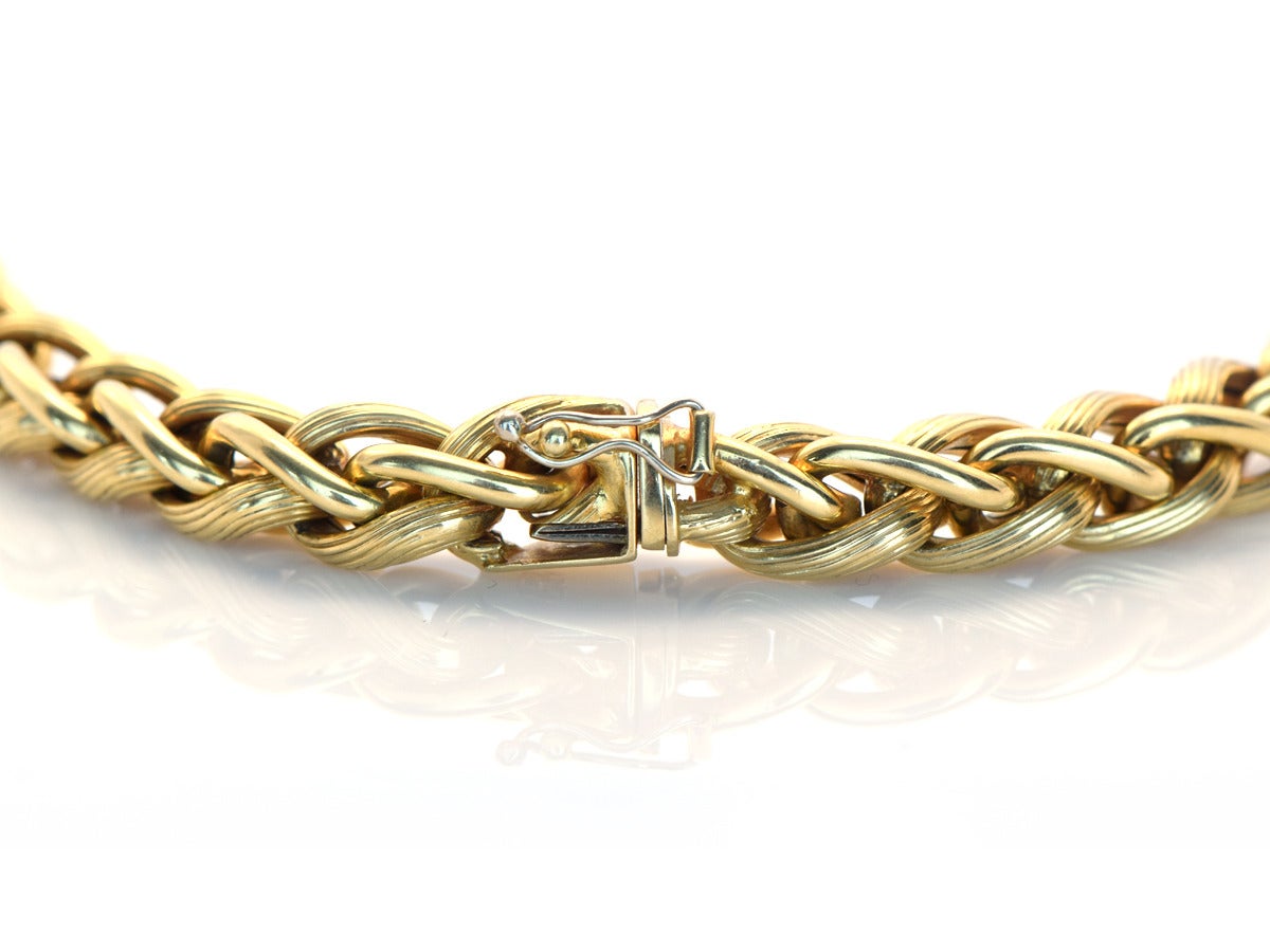 Gold Chain Link Necklace For Sale 1