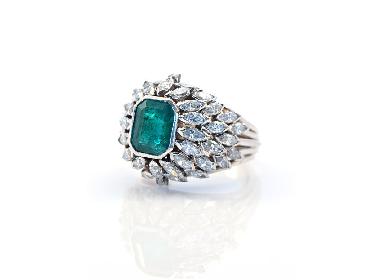 Retro 1950s Colombian Emerald Diamond Platinum Cocktail Ring