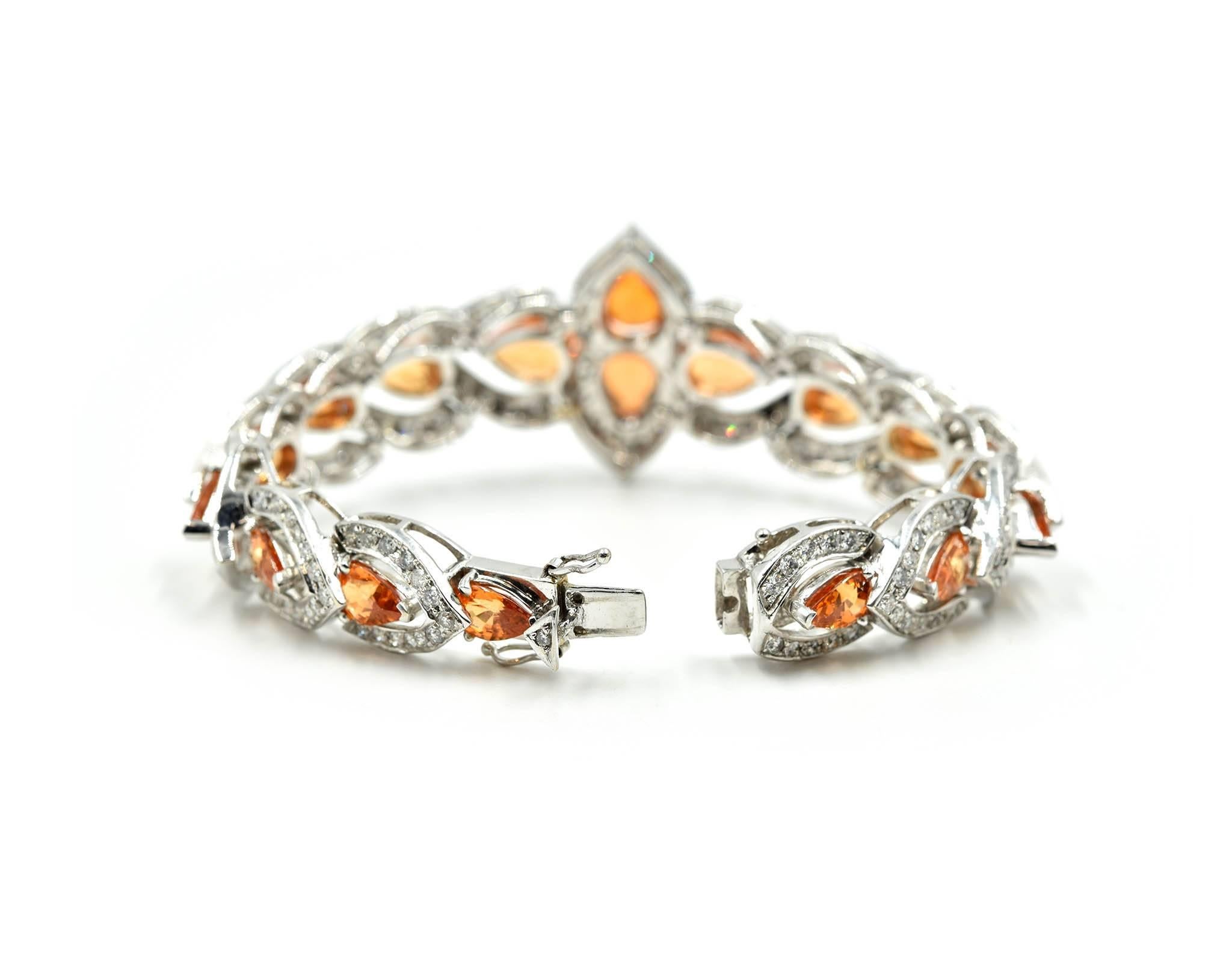 Pear-Cut Orange Spessartite and Diamond Bracelet 14k White Gold, 44.4 Grams In Excellent Condition In Scottsdale, AZ