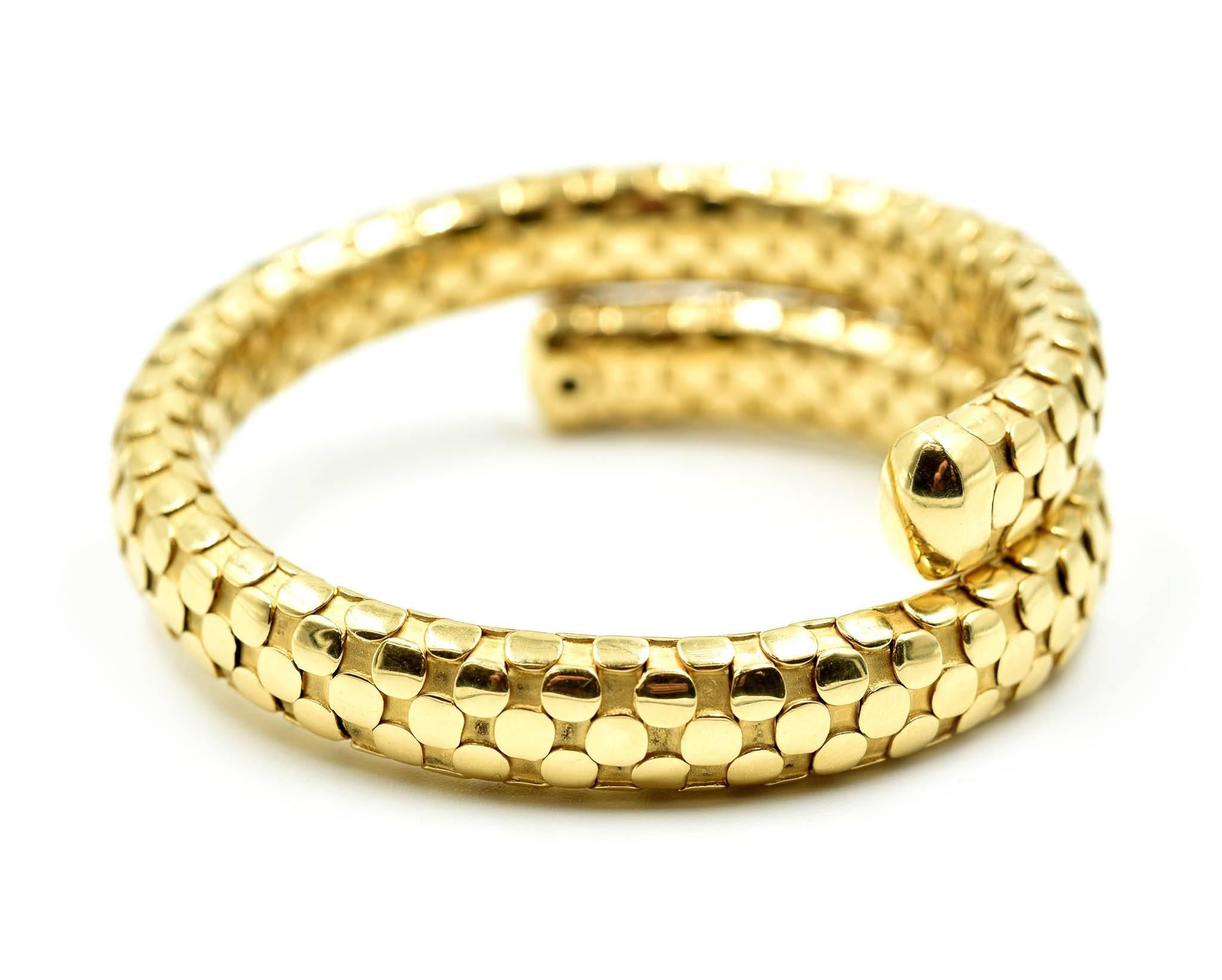 John Hardy Dot Collection Wrapping Bangle Bracelet 18k Yellow Gold In Excellent Condition In Scottsdale, AZ