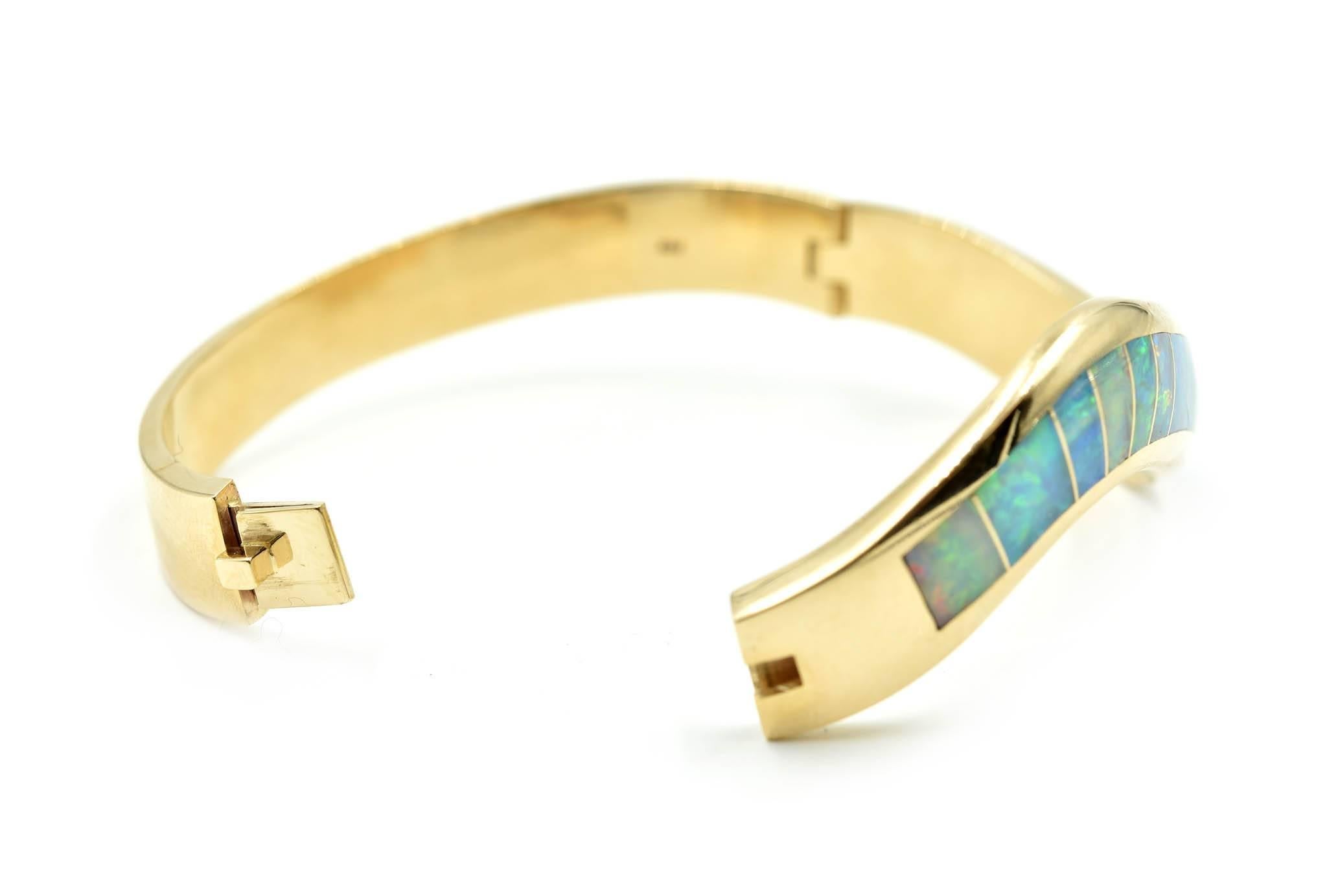 Women's Mark Hileman Opal Inlay Hinged Bangle Bracelet 14k Yellow Gold