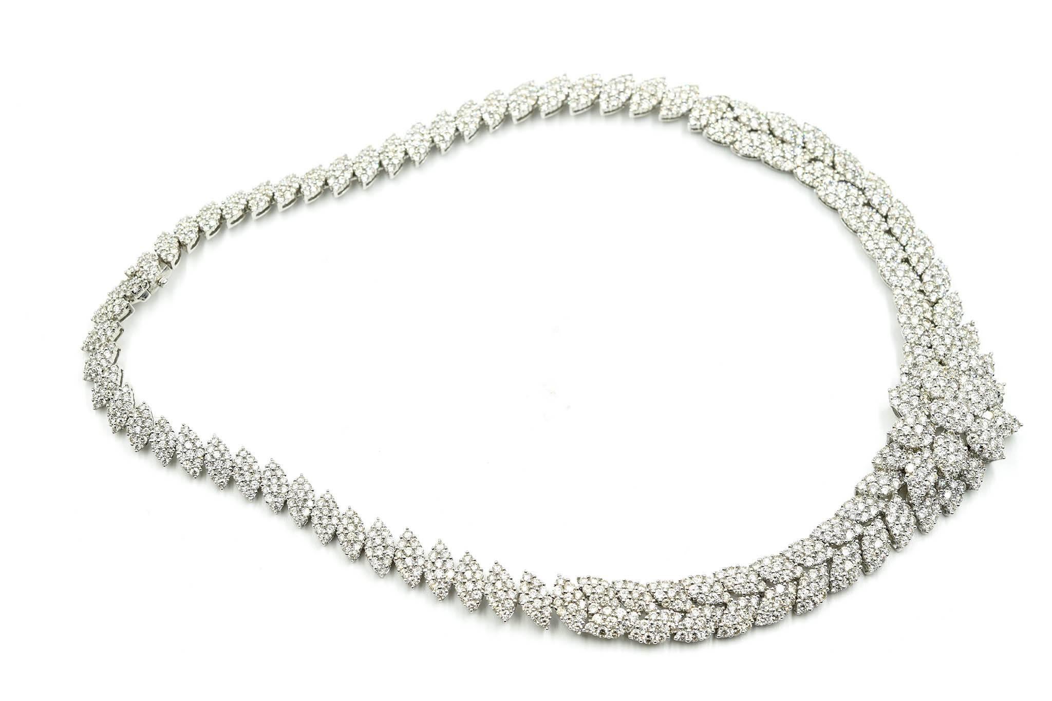 Modern 18 Karat White Gold, 34.08 Carat Round Diamond Collar Necklace
