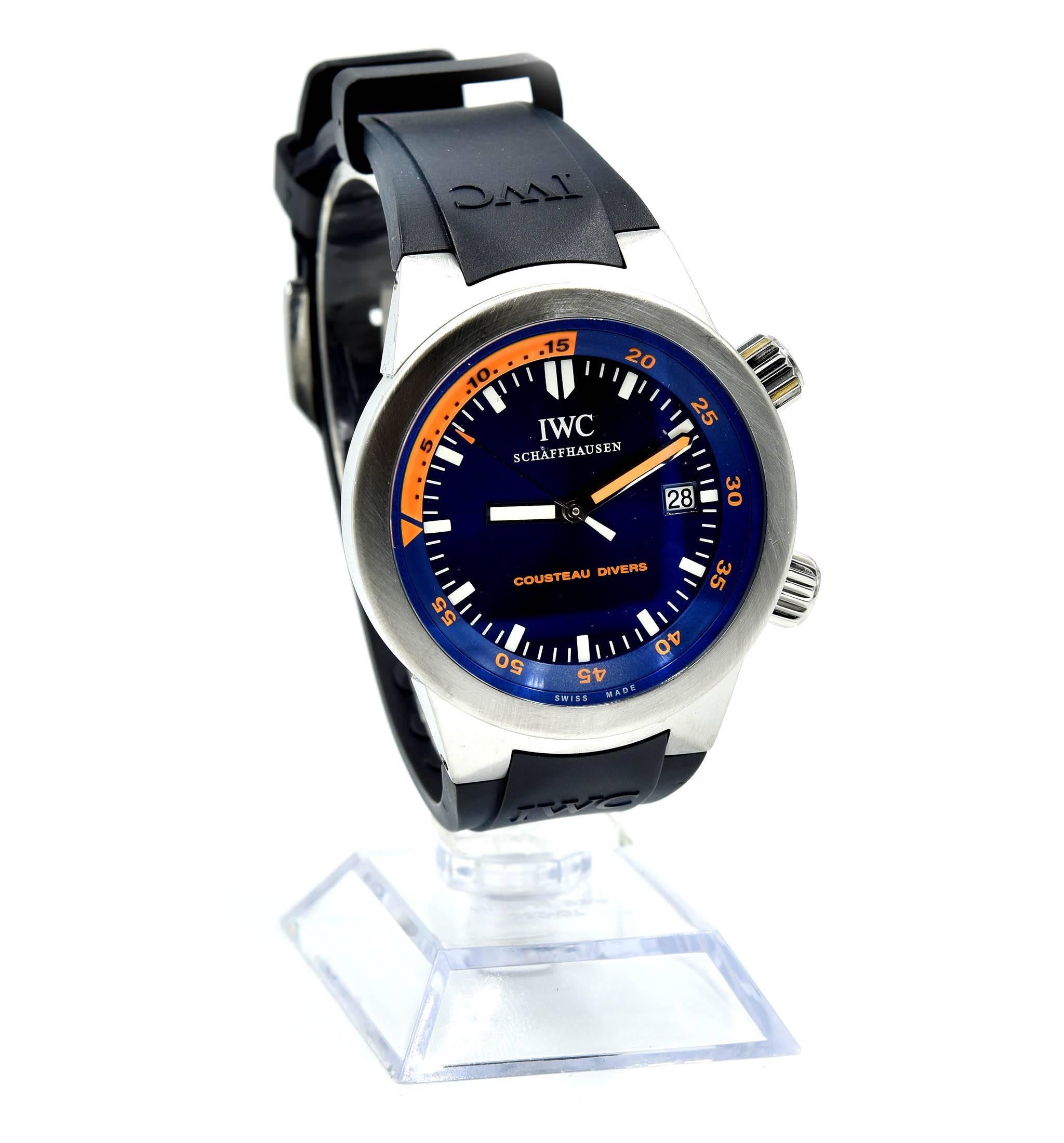 Movement: automatic
Function: hours, minutes, seconds, date
Case: 42mm round stainless-steel case, sapphire protective crystal, stainless steel crowns, rotatable crown to change 60-minute scale on inner bezel
Band: black rubber strap with steel