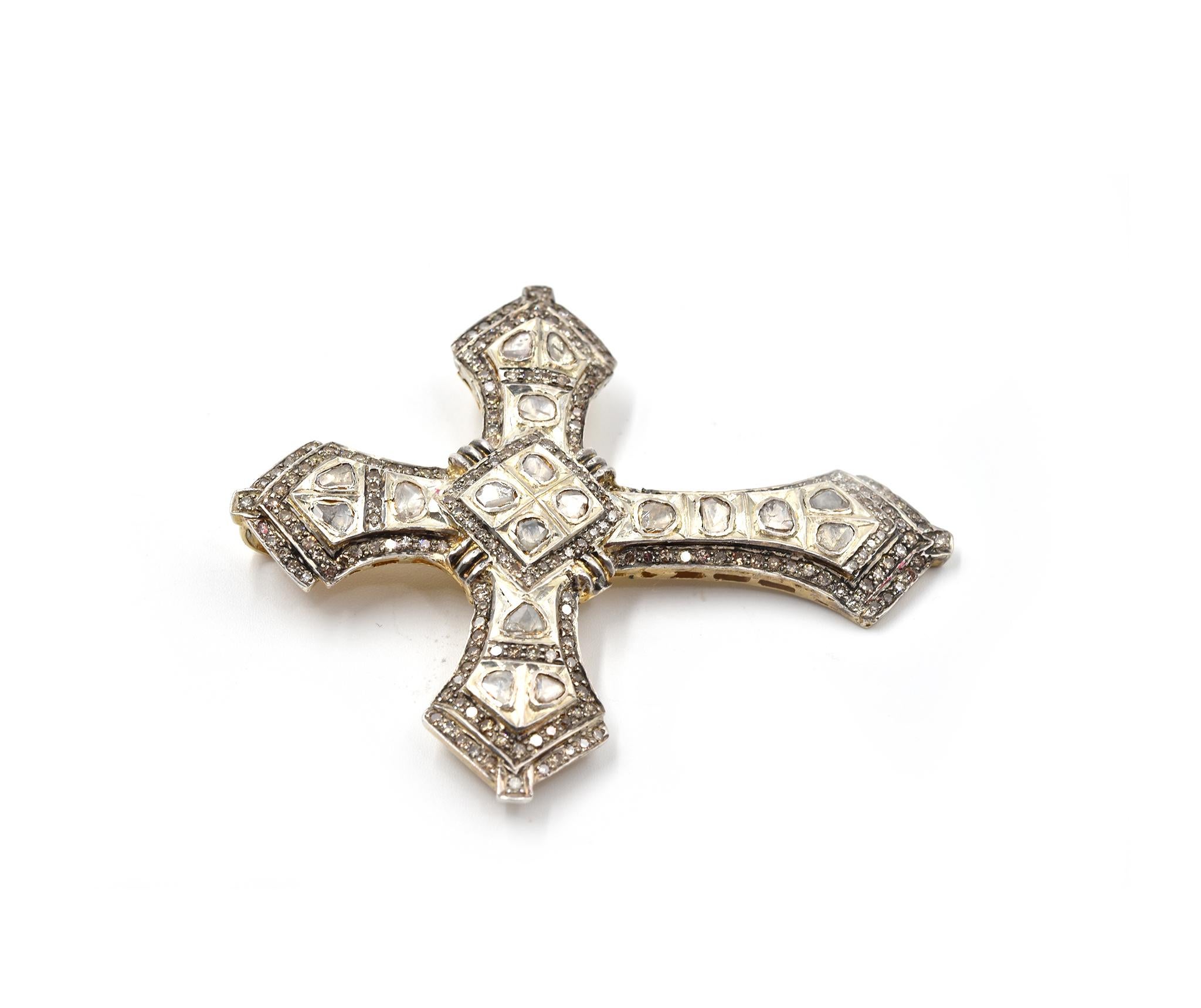 Silver Cross Pendant with Rose Cut Diamond In Good Condition In Scottsdale, AZ