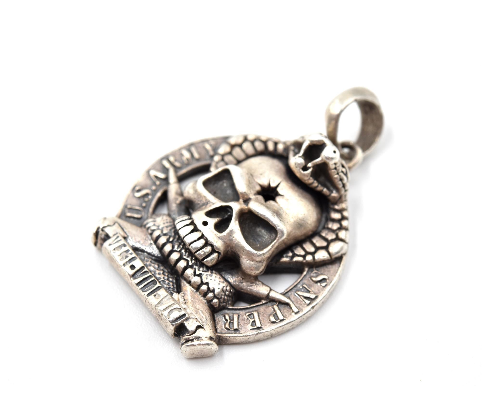 Designer: custom design
Material: sterling silver
Dimensions: pendant is 26.62mm long and 22.44mm wide
Weight: 11.45 grams
