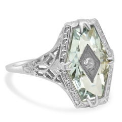 18K White Gold Hexagon-Shaped Aquamarine and Diamond Art Deco Ring