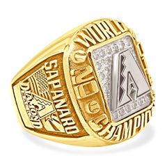 10K Yellow Gold Arizona Diamondbacks 2001 World Series Championship Diamond Ring