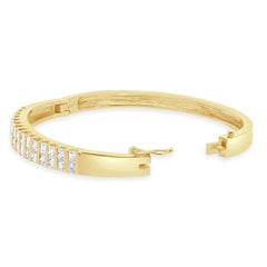 Bracciale rigido a doppia fila con cerniera, in oro giallo 14K e diamanti a taglio princess, 6,75"