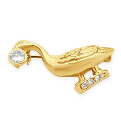 14K Yellow Gold Round Brilliant Cut Diamond Goose Pin