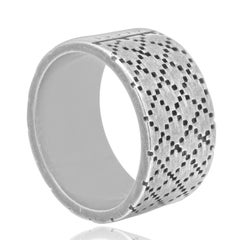 Gucci Sterling Silver Diamond-Patterned Wide Band