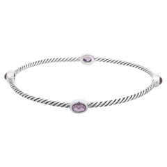 David Yurman: bracciale a cavo con ametista ovale incastonata a castone in argento sterling