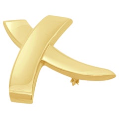 Tiffany & Co. 18K Yellow Gold Paloma Picasso Kiss Pin