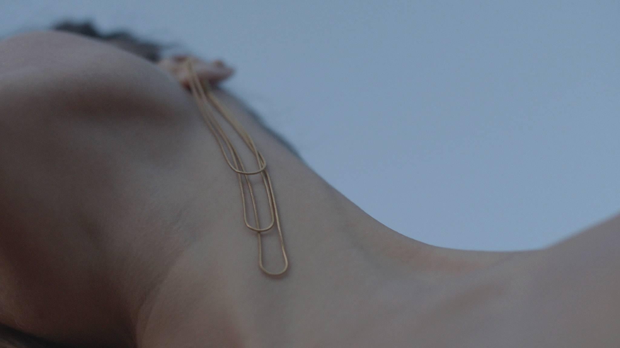Women's Statement Liquid Effect Snake Chain Gold-Plated Silver Greek Movement Earrings