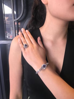 4.25 Carat White Gold Modern Flexible Tanzanite and Diamond Link Bracelet