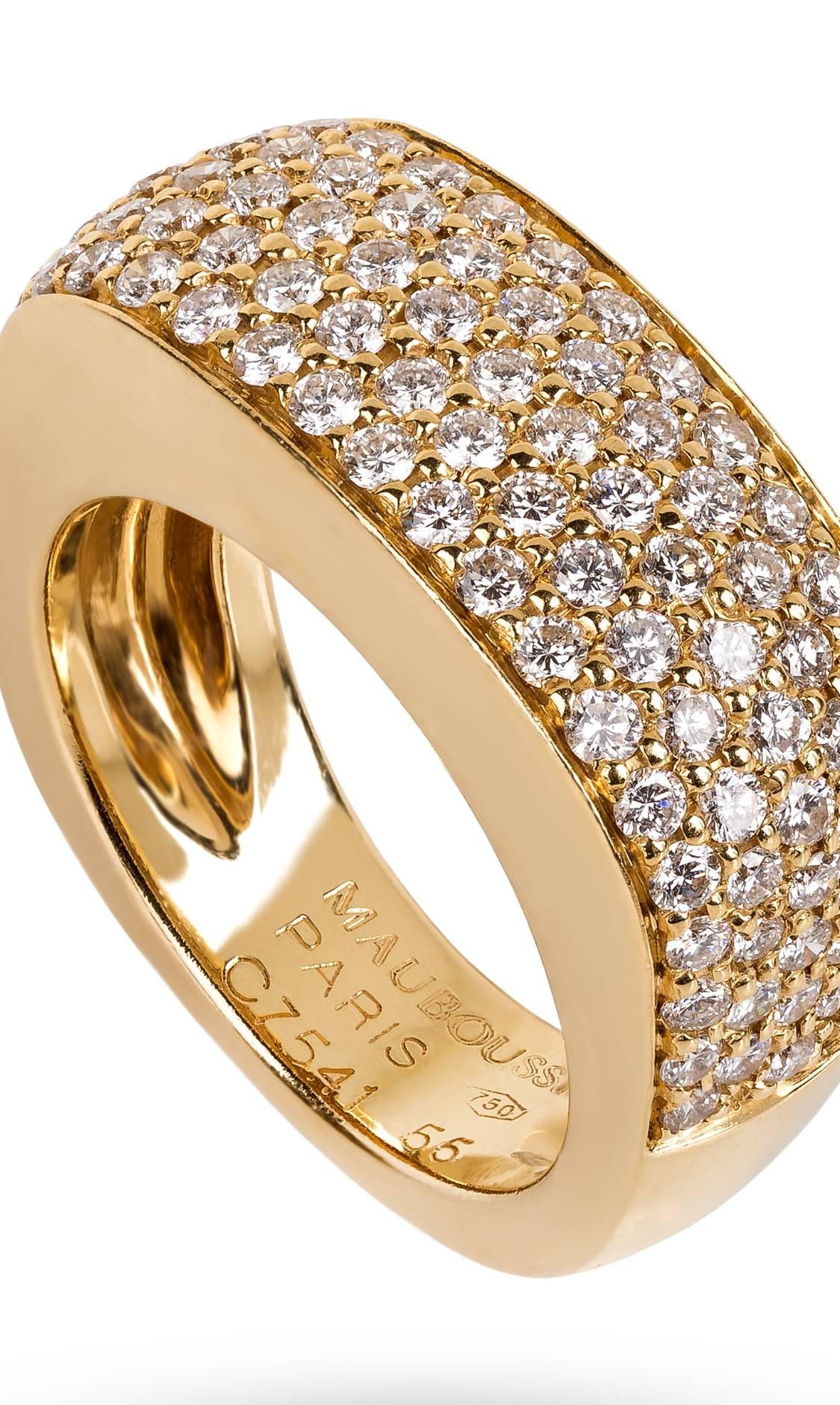 18k Yellow Gold Ring by Mauboussin Paris.
They feature very High Grade Round Brilliant Cut Diamonds, total weight 3.09 carats.
Hallmarks : Mauboussin, Paris, maker’s mark, reference numbers.
Ring size UK: O
Ring size US: 7
Ring size : 55