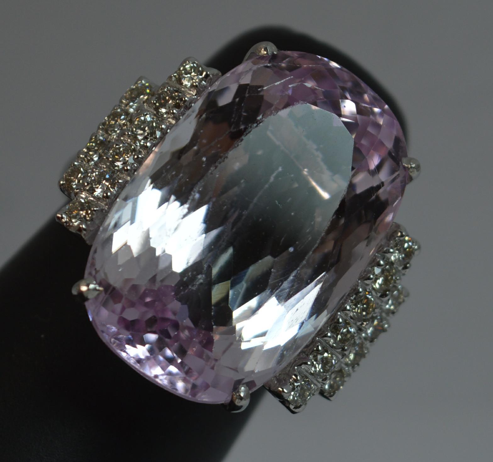 Natural Kunzite 20 Diamond 18 Carat White Gold Ladies Ring 8