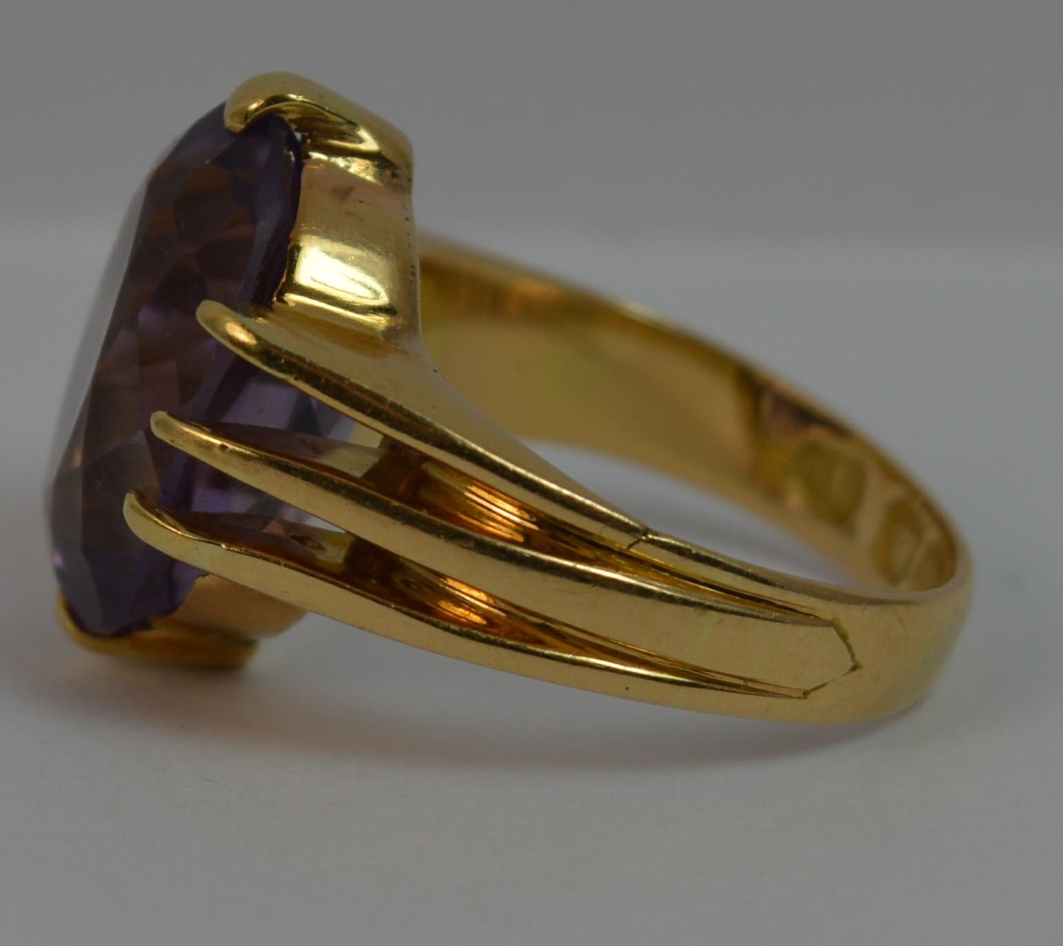 Heavy 1900 Victorian 18 Carat Gold and Large Amethyst Solitaire Ring 3