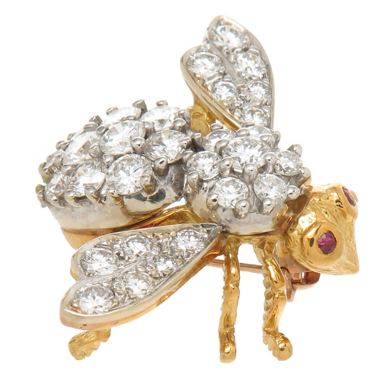 Herbert Rosenthal Large Diamond Gold Bee Brooch In Excellent Condition In Chicago, IL