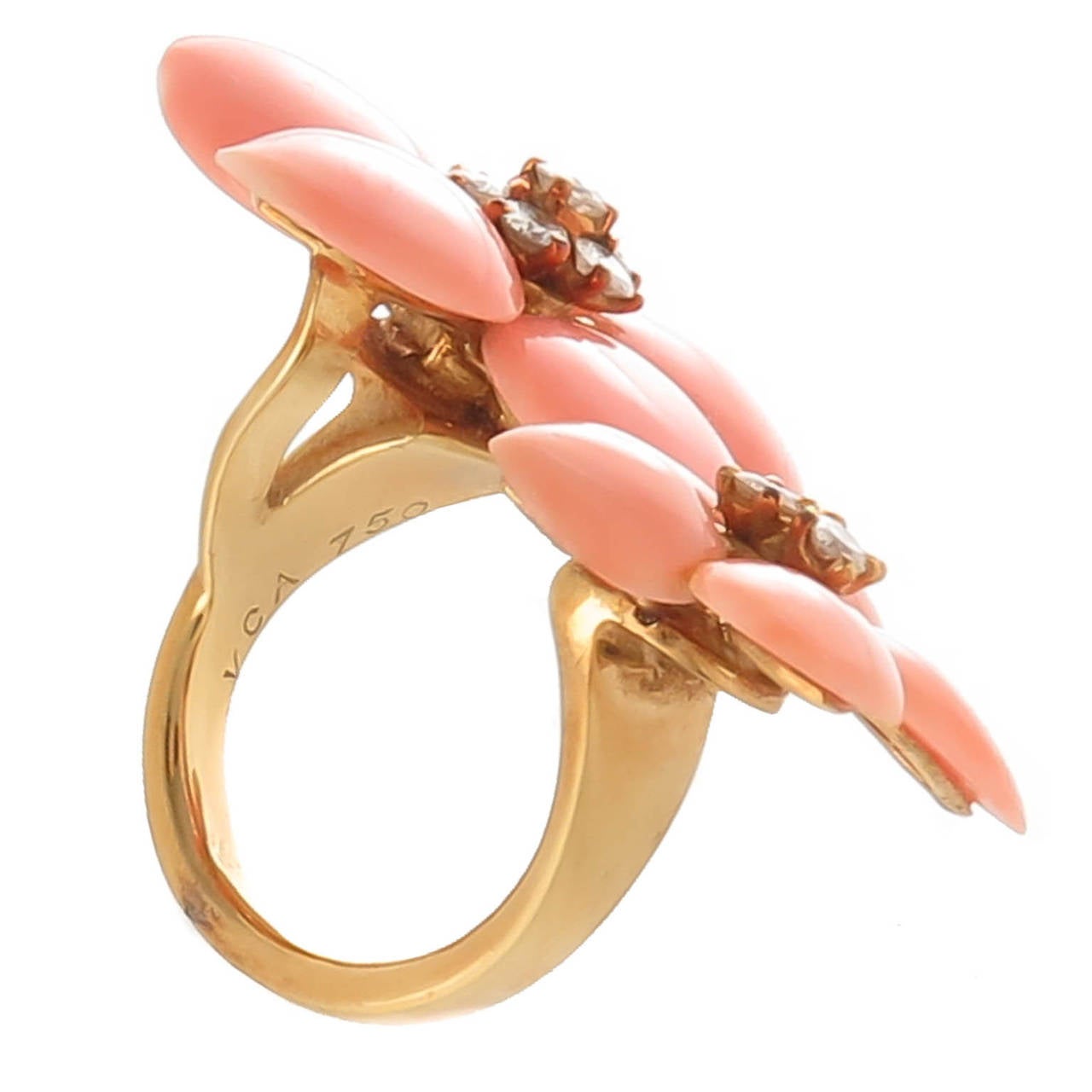 Van Cleef & Arpels Coral Gold Frivole Ring In Excellent Condition In Chicago, IL