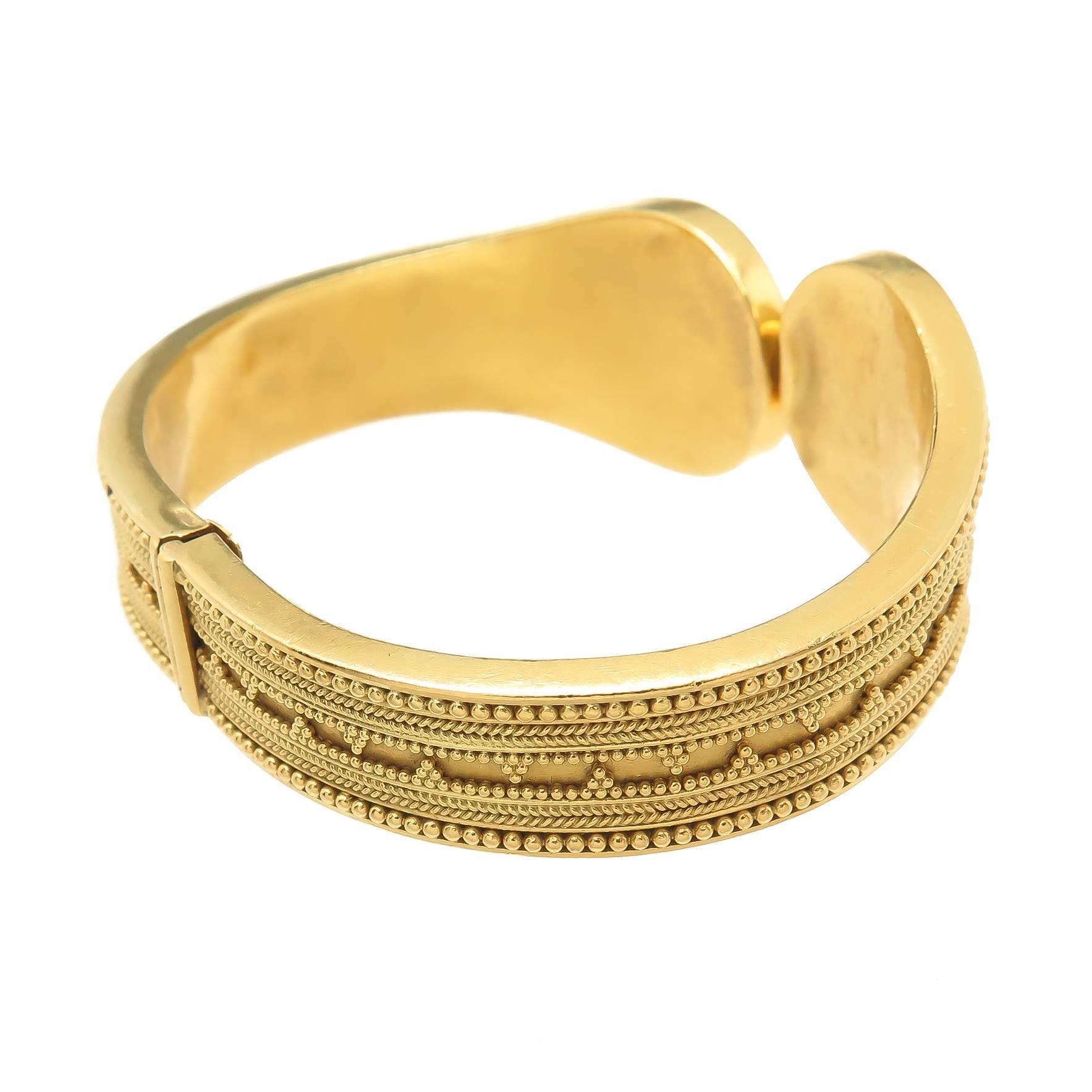 Lalaounis Gold Bangle Bracelet In Excellent Condition In Chicago, IL