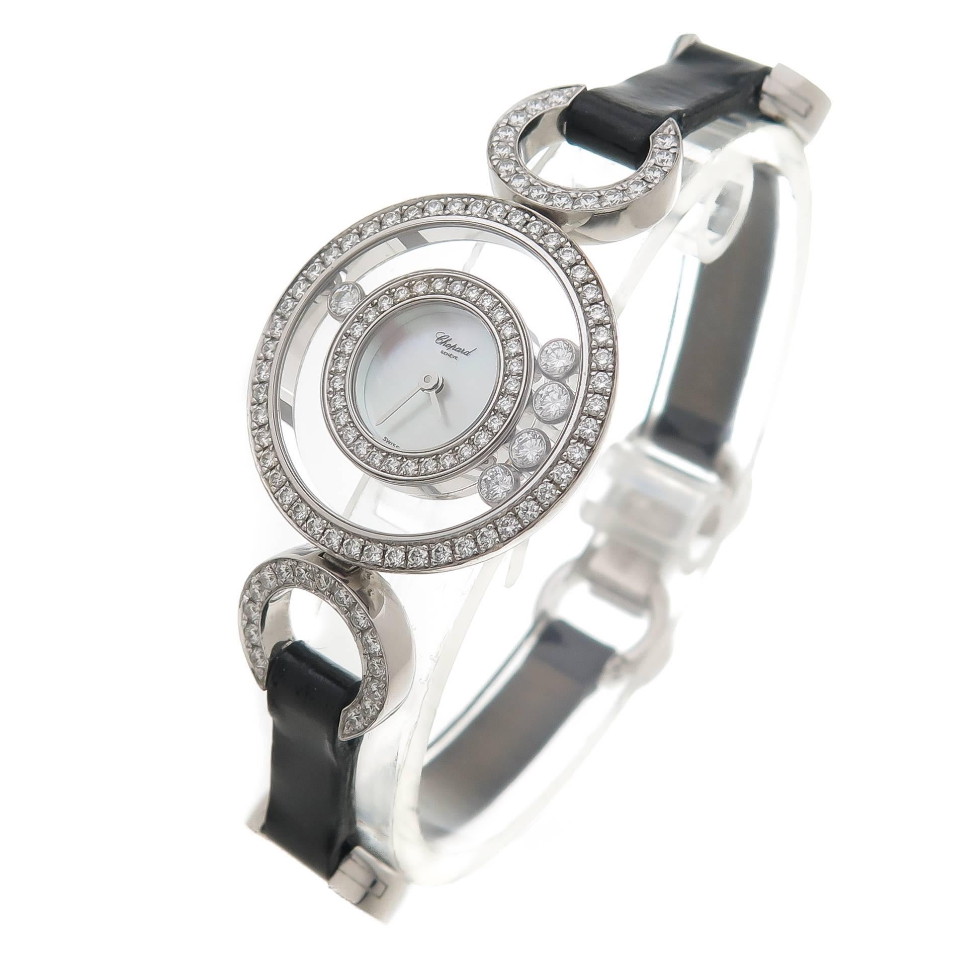 Chopard Lady's White Gold Diamond Happy Diamond Quartz Wristwatch In Excellent Condition In Chicago, IL