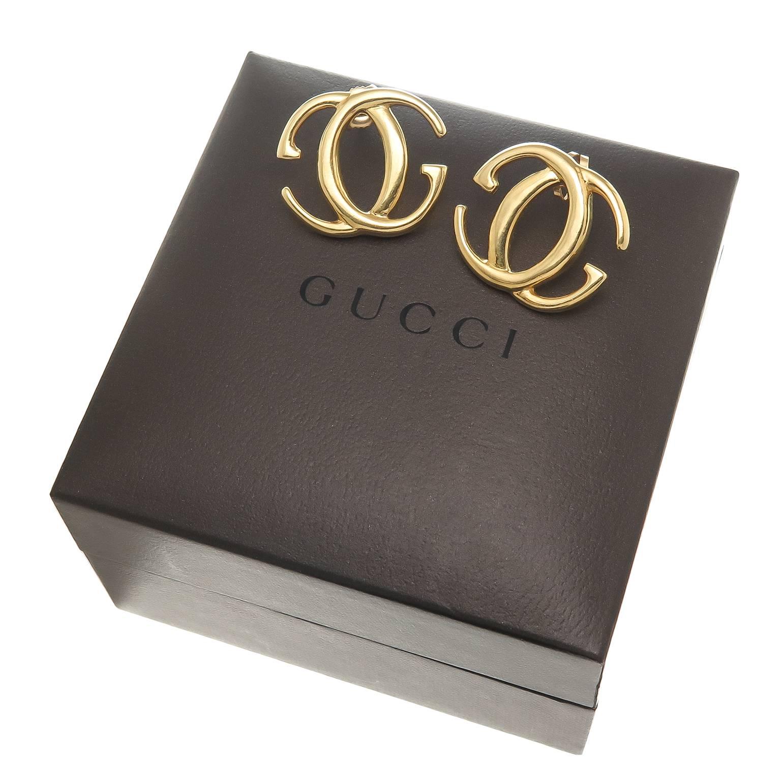 gold gucci logo