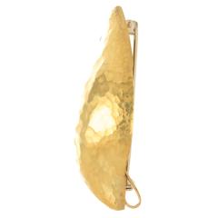 Tiffany & Co. Paloma Picasso Large Hammered Gold Leaf Pin Pendant