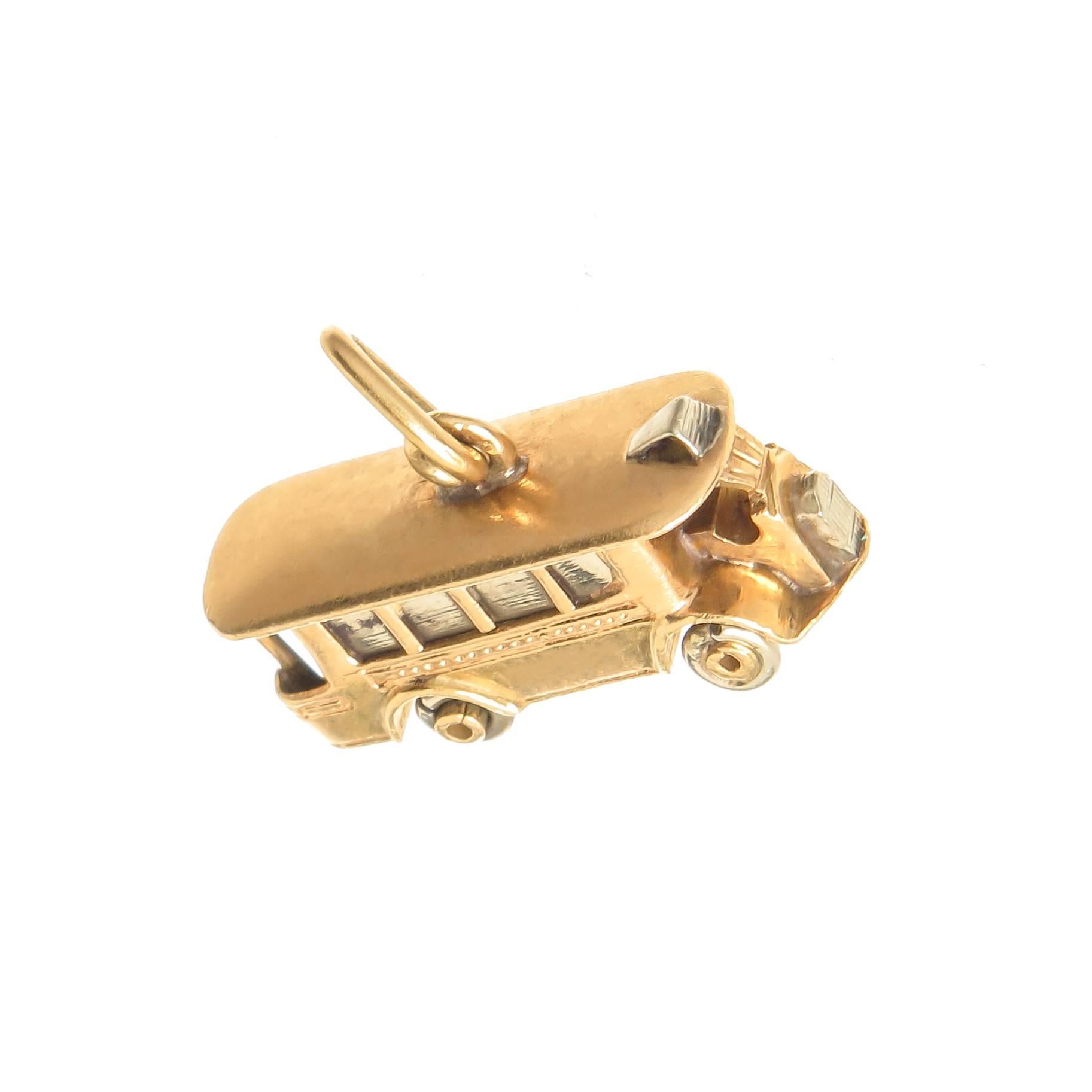 Cartier Yellow Gold Vintage Street Car Charm In Excellent Condition In Chicago, IL