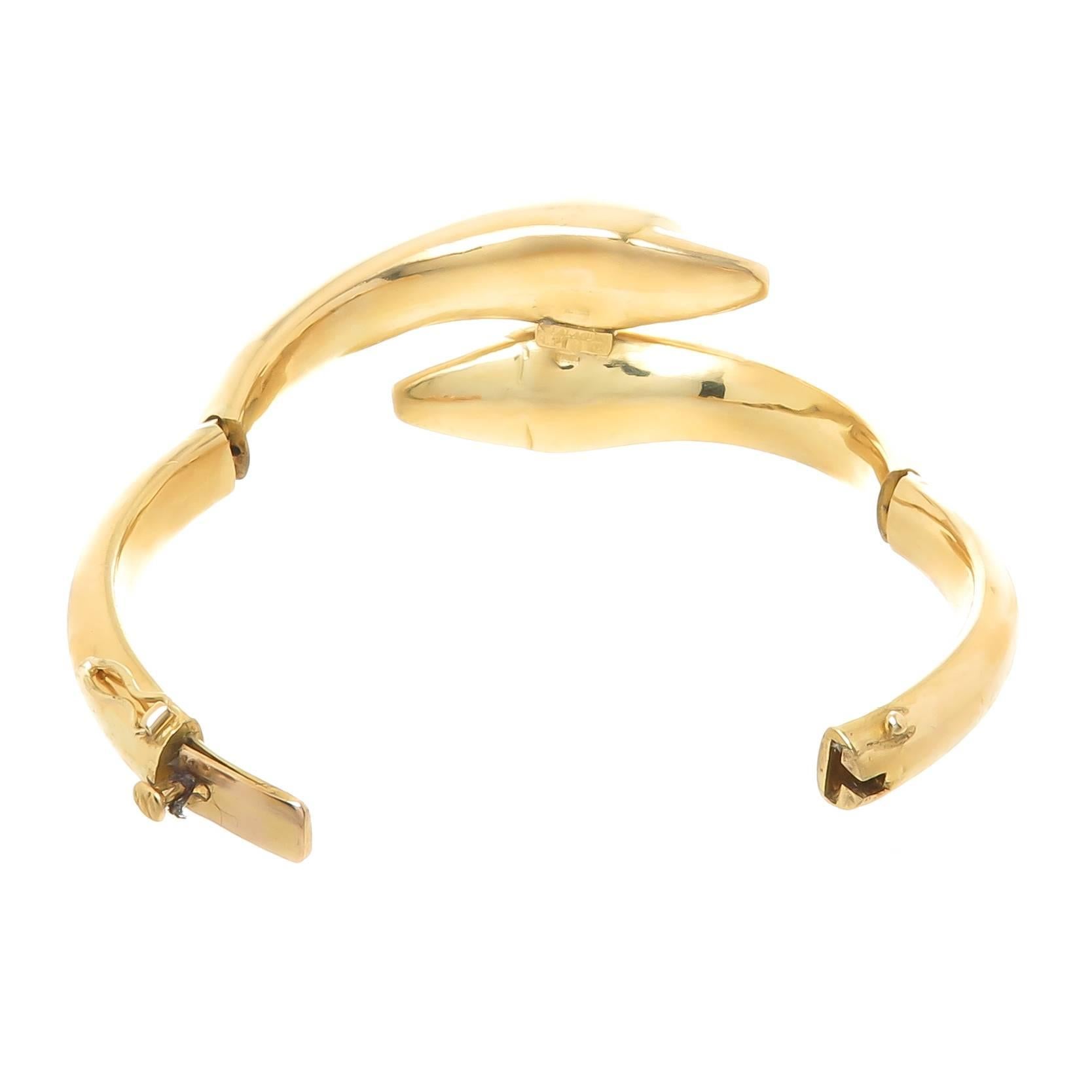 dolphin bracelet gold