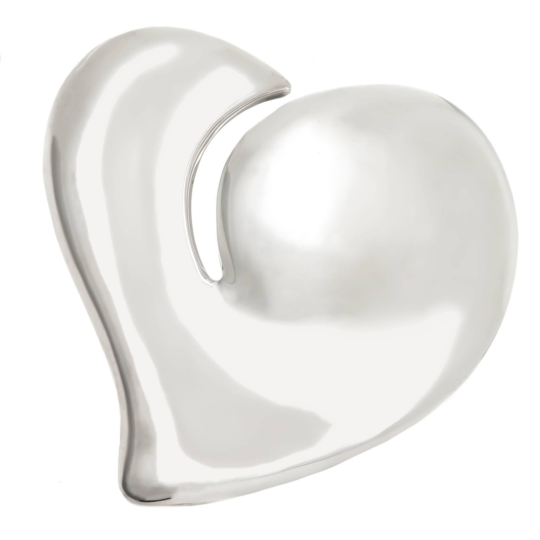 Tiffany & Co. Elsa Peretti larger Silver Heart Buckle