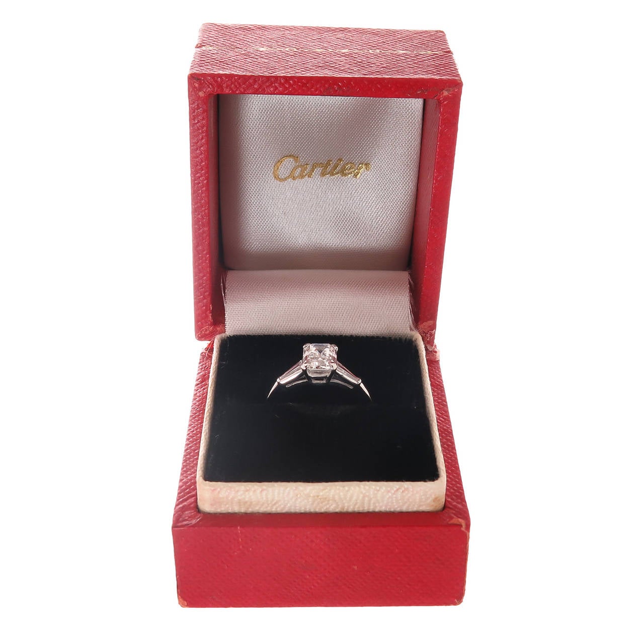 1950s Cartier Diamond Platinum Engagement ring In Excellent Condition In Chicago, IL