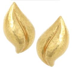 Tiffany & Co. Paloma Picasso Hammered Gold Leaf earrings 2
