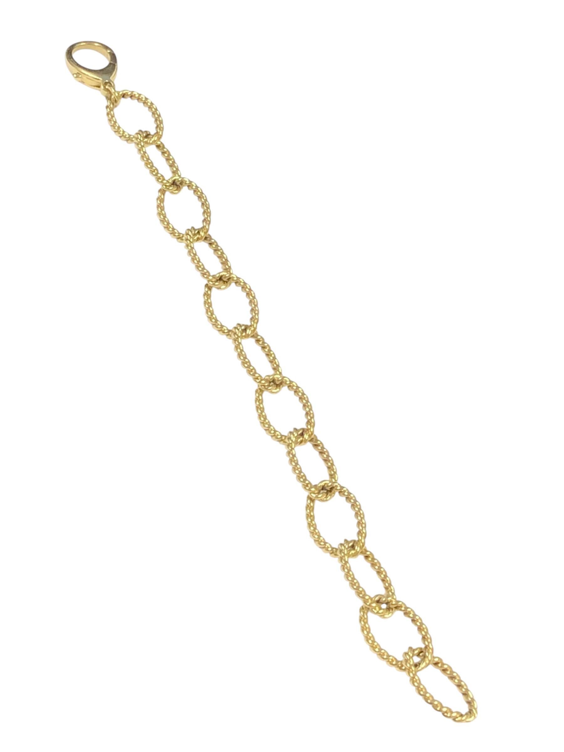 Circa 2000 Tiffany & Company Bracelet en or jaune 18k, mesurant 8 pouces de long, 7/16 pouces de large et pesant 26.4 Grammes, liens de style corde torsadée avec un fermoir à griffes de homard extra large. 