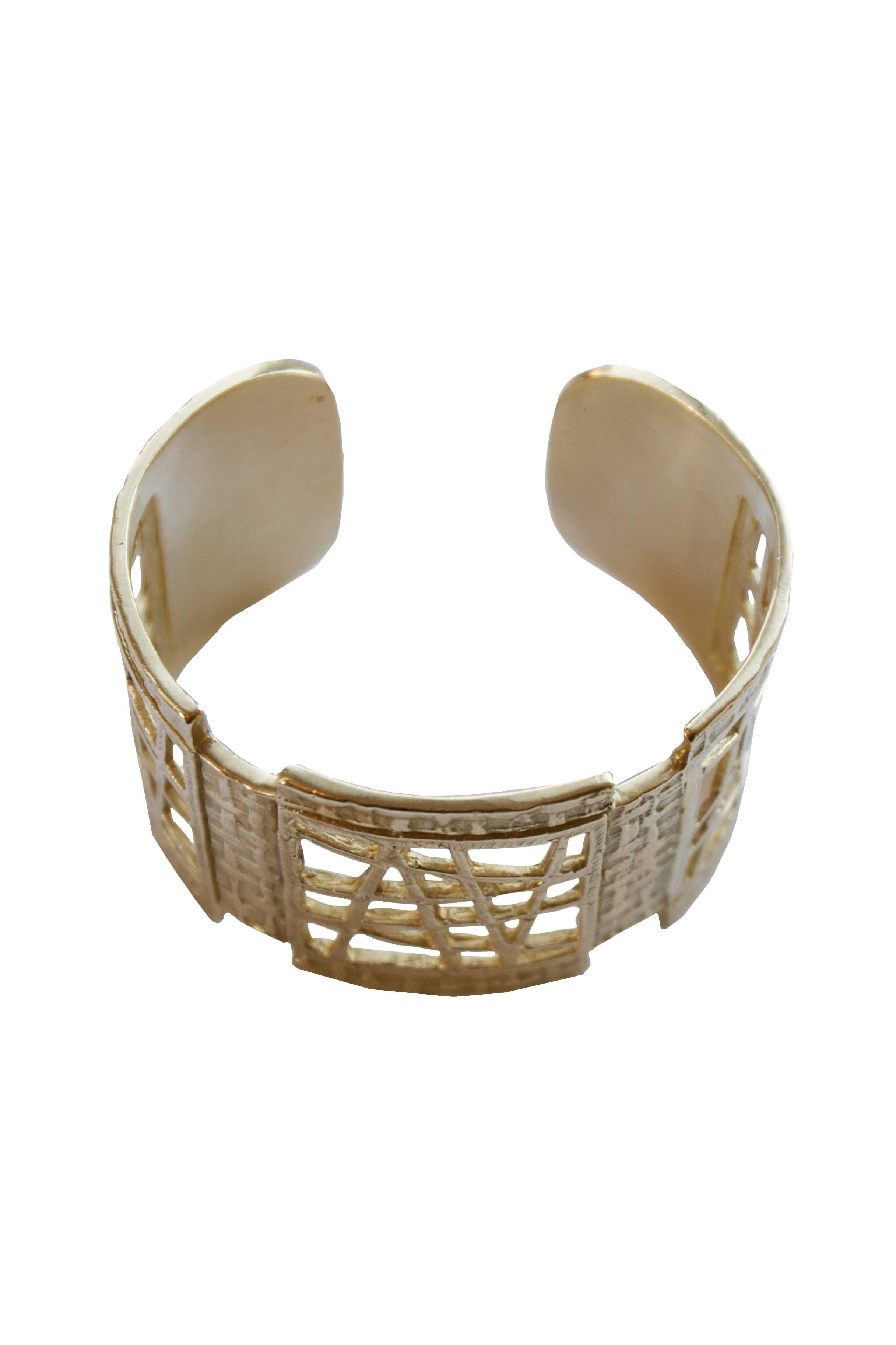 Joan Hornig Gold Avenue Cuff Bracelet In New Condition For Sale In New York, NY