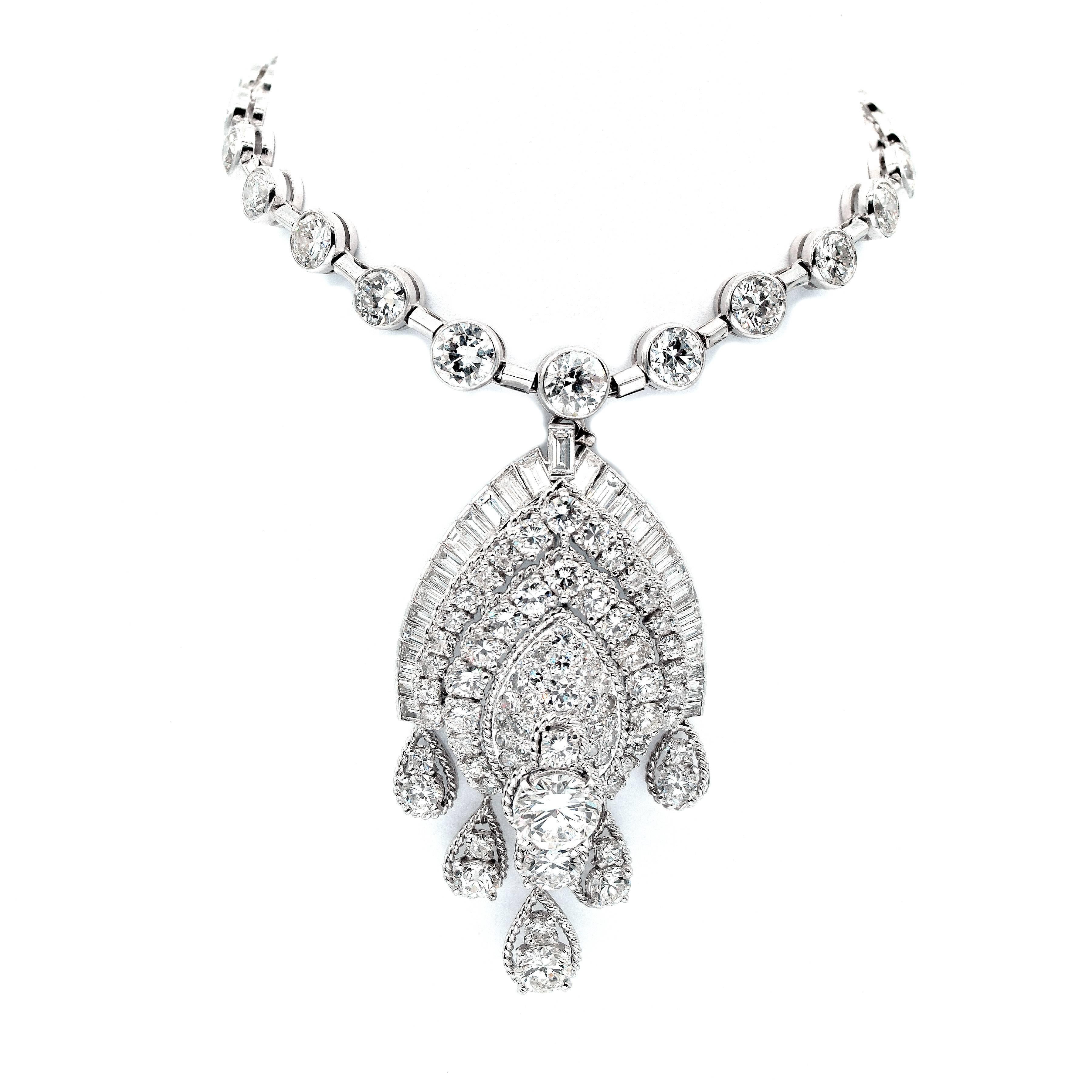 Van Cleef & Arpels Diamond Platinum Convertible Pendant Necklace For Sale 3