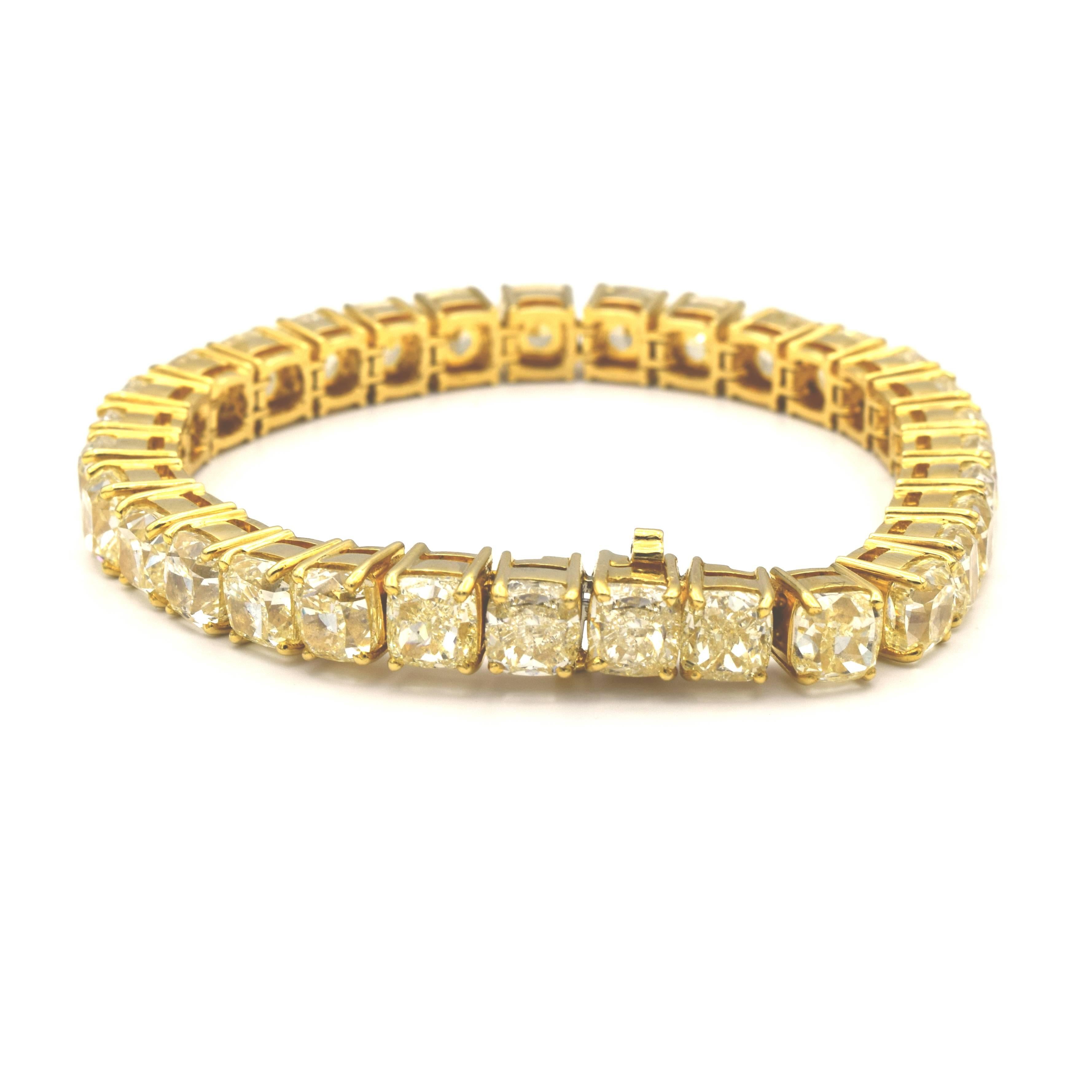 47.13 Carat Yellow Diamond Tennis Bracelet in 18K  In New Condition For Sale In Los Angeles, CA