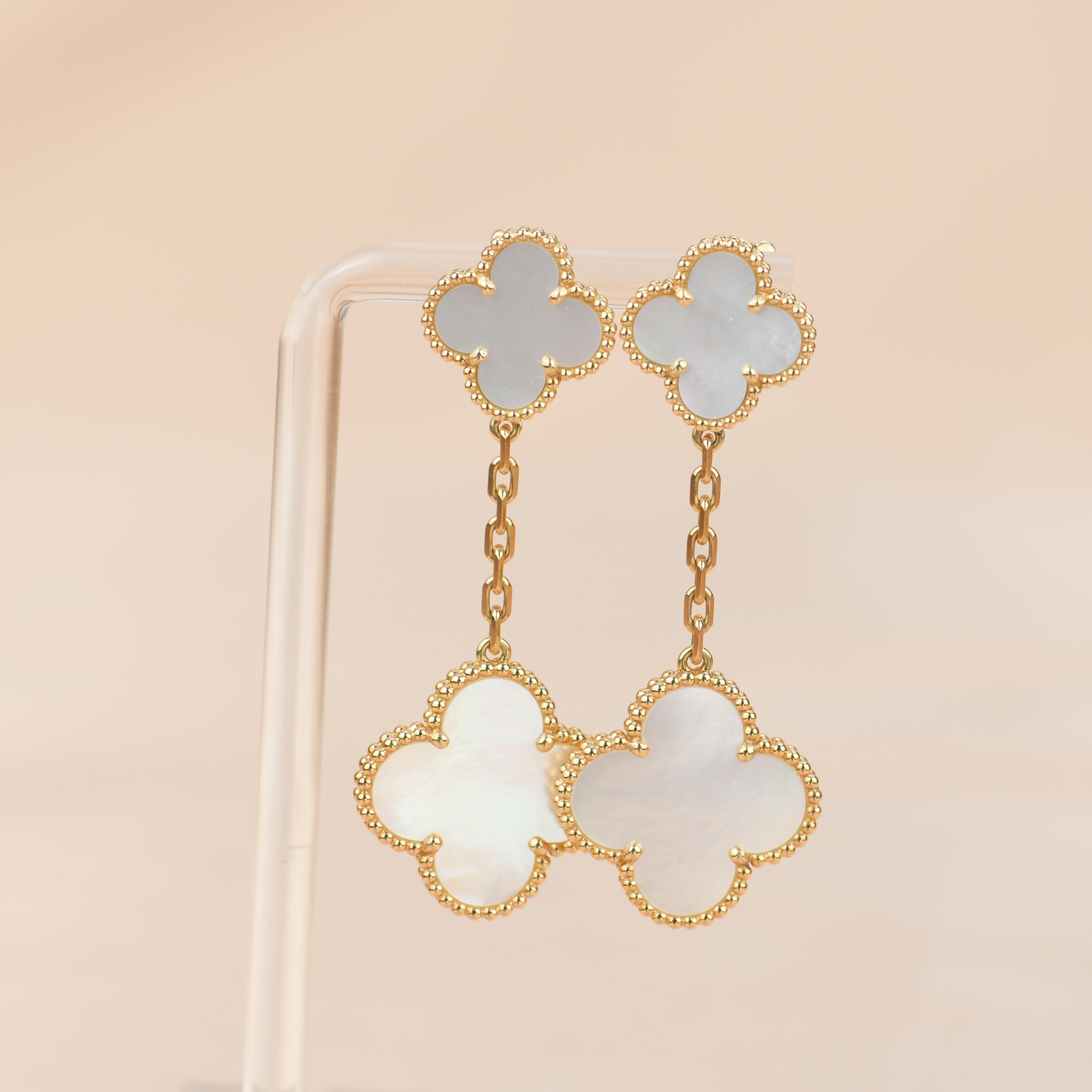 Van Cleef & Arpels VCA Magic Alhambra Lange Perlmutt-Ohrringe 2