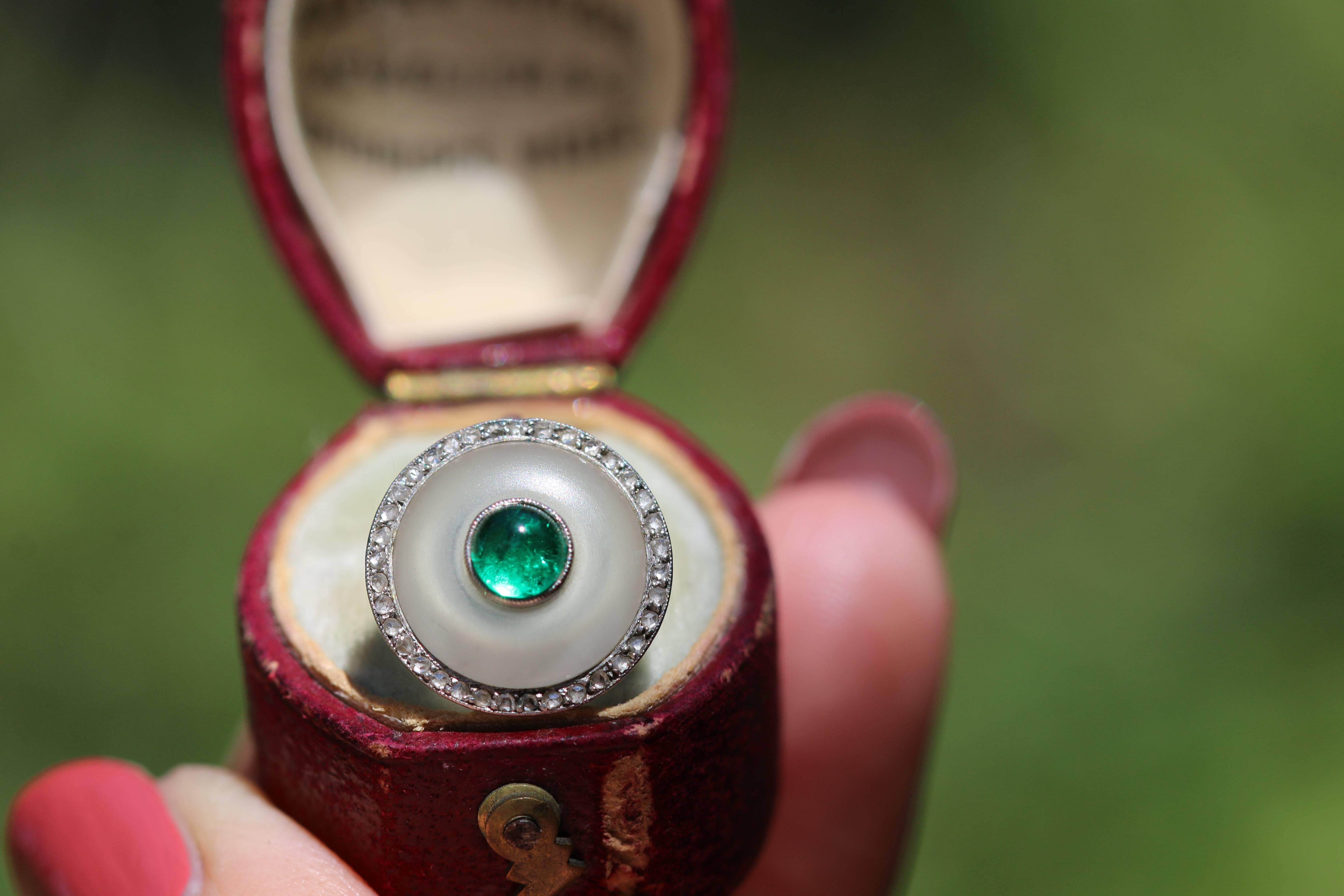 Round Cut Art Deco Emerald and Rock Crystal Platinum Diamond Ring