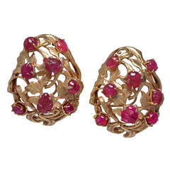 Carved Ruby Gold Earrings with Clips Carved Ruby Gold Earrings with Clips