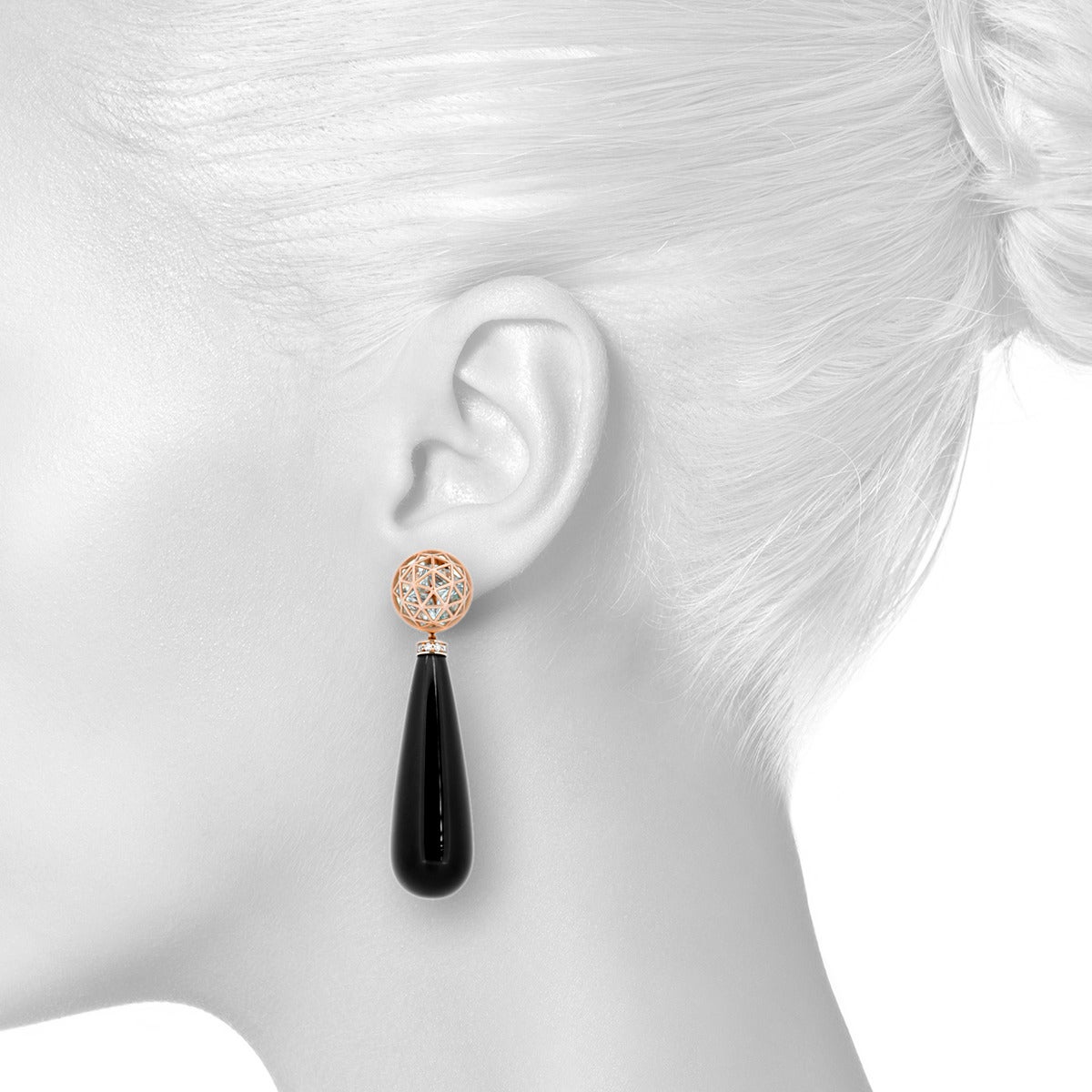 From the Wired Collection, drop earrings in 18k rose gold with 63 cts of black agate, 6 cts of aquamarine, and white diamond pavé details (0.20 cts). Geodesic pattern. On posts.