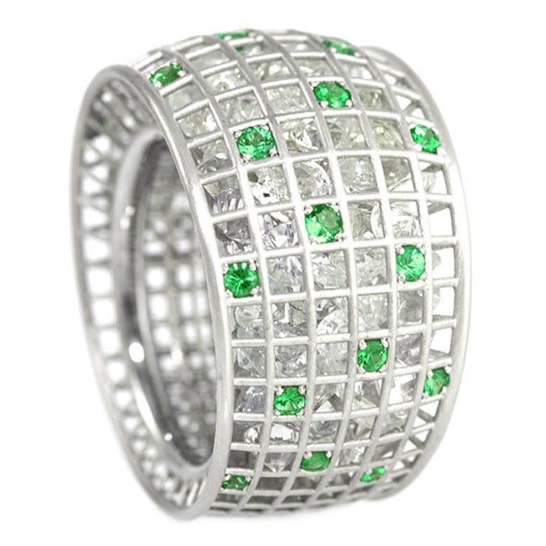 Roule & Co White Sapphire Tsavorite Star Dust Shaker Ring For Sale