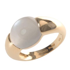 Cabochon Cut Grey Moonstone Set in 18 Karat Yellow Gold Signet Ring