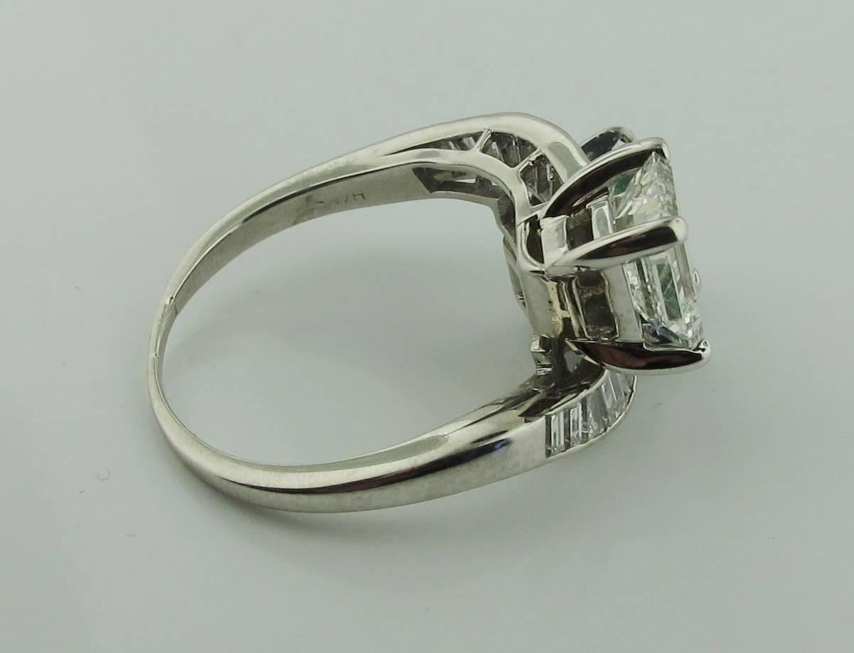 Cross-Over Platinum Diamond Ring, 1.47 Carat Diamond Gia, 1.46 Emerald 3